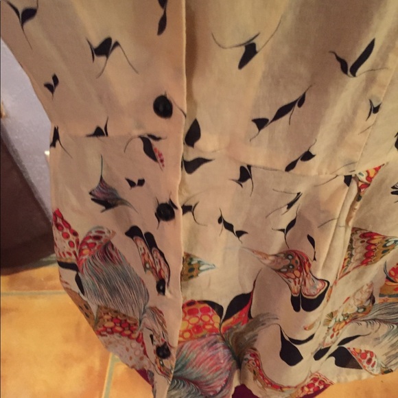 Odille tan, high quality blouse. Size 4. - Picture 5 of 6